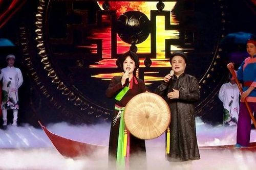 Bông sen Vàng cho 'Người giữ hồn di sản' dân ca quan họ
