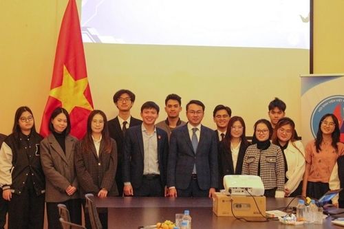 Thanh niên, sinh viên Việt Nam tại Nga hưởng ứng tinh thần Nghị quyết 57-NQ/TW của Bộ Chính trị