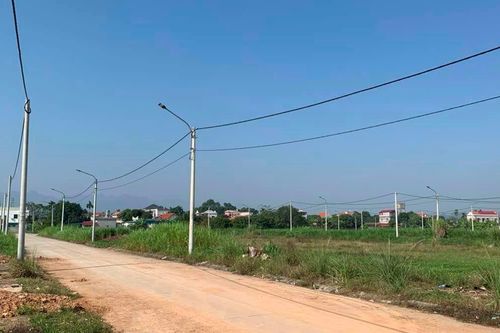 Làm sổ đỏ sau 4 năm được cấp đất, tiền sử dụng đất tính thế nào?