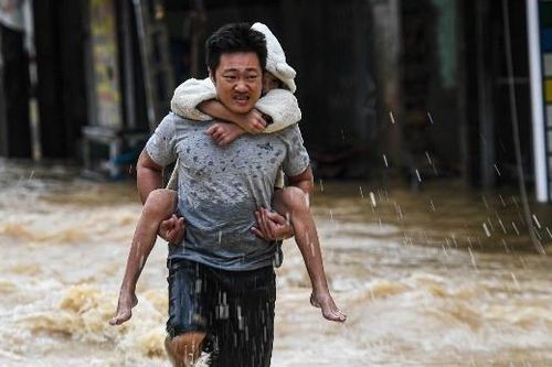 Danh sách bạn đọc tiếp sức cùng VietNamNet ủng hộ đồng bào lũ lụt Nam Trung Bộ