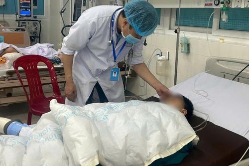 Vụ bố ôm 2 con nhảy sông Trà Khúc: Bé gái 2 tuổi tử vong, xác định danh tính người bố