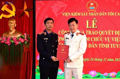 Điều động, bổ nhiệm đồng chí Lý Văn Huấn giữ chức Viện trưởng VKSND tỉnh Tuyên Quang