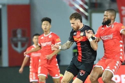 Ninh Bình thắng ngược 2-1, chạm mốc 36 trận bất bại châu Á