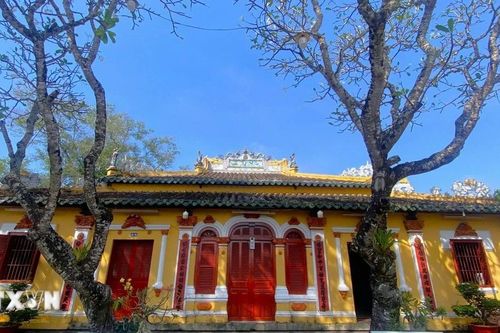Khám phá ngôi đình cổ trăm năm tuổi tại Cần Thơ