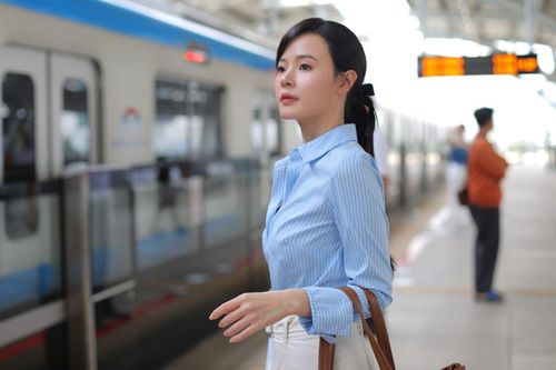 Hành động thiết thực của Midu dành cho người dân đang chống chọi với mưa lũ