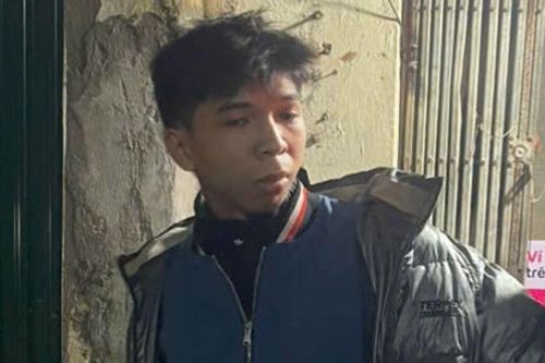 Bị nam thanh niên giở trò xấu lúc đêm tối ở công viên, người phụ nữ vội báo Công an