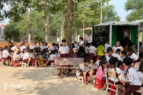 Nền tảng xây dựng xã hội học tập