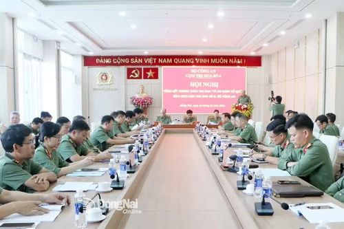 Xây dựng lực lượng công an hiện đại, tinh gọn, đáp ứng yêu cầu trong tình hình mới