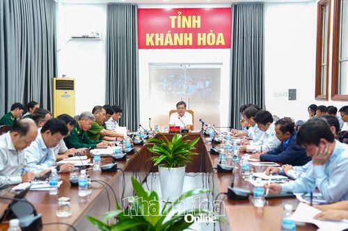 Gấp rút chuẩn bị ứng phó với bão số 15
