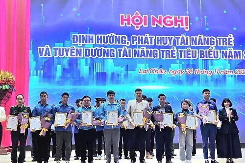 Hội nghị định hướng, phát huy tài năng trẻ và tuyên dương tài năng trẻ tiêu biểu năm 2025