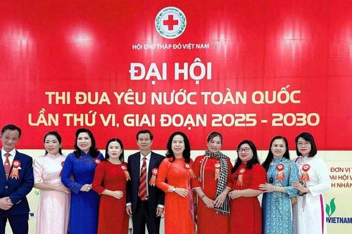 Những bông hoa đẹp trong 'Vườn hoa nhân ái'