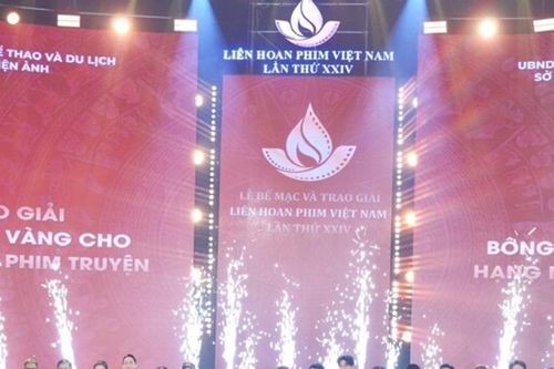 LHP Việt Nam 24: 'Mưa Đỏ' giành Bông Sen Vàng cao nhất
