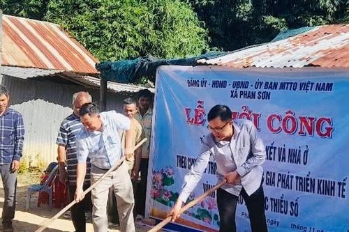 Khởi công công trình an sinh cho đồng bào khó khăn ở Phan Sơn