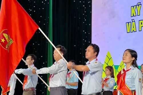 Hơn 200 giáo viên, cán bộ phụ trách được trang bị kỹ năng công tác Đội