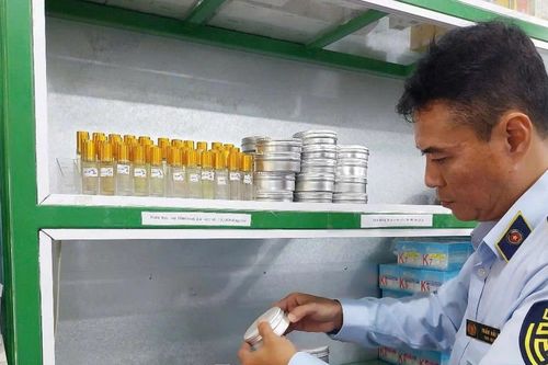 Phó Thủ tướng chỉ đạo 'quét sạch' hàng giả dịp Tết 2026