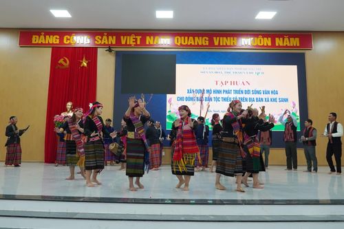 Phát huy giá trị văn hóa truyền thống gắn với phát triển du lịch