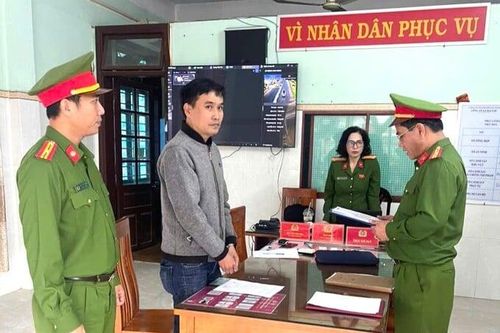 Đà Nẵng: Dùng đất của người khác ủy quyền, tự ý vay tiền vượt hạn mức