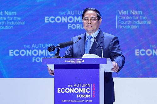 Thủ tướng: Việt Nam sẵn sàng mở cửa thị trường đón dòng vốn xanh