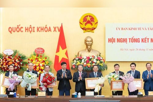 Ủy ban Kinh tế và Tài chính tổ chức Hội nghị tổng kết công tác nhiệm kỳ khóa XV