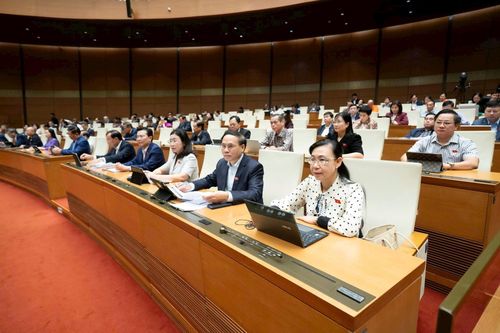 Quốc hội thông qua Luật Tương trợ tư pháp về hình sự, dân sự