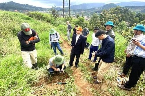 Viện Hàn lâm Khoa học và Công nghệ Việt Nam kiểm tra sạt trượt ở Lâm Đồng