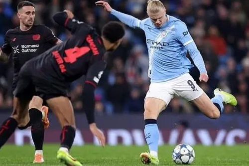 HLV Pep Guardiola: 'Thay 10 người là sai lầm của tôi'