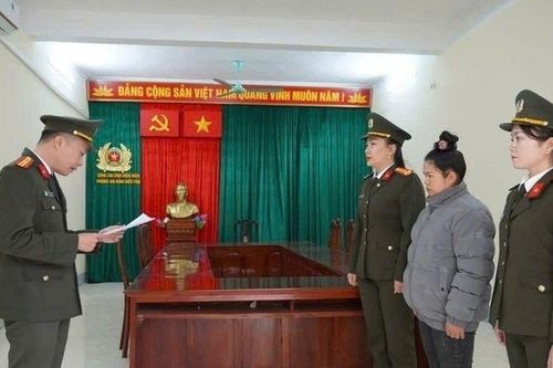Khởi tố Vì Thị Tiện