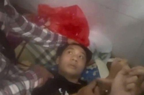 Clip: Cảnh sát ập vào nhà trọ, bắt giữ Lê Hoàng Nam