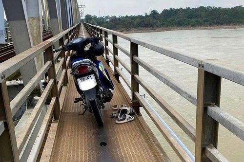 Vụ bố ôm 2 con nhảy sông Trà Khúc, một bé gái tử vong: Hé lộ nguyên nhân xót xa