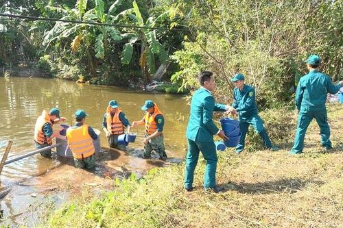 Thanh Oai diễn tập xử lý sự cố đê điều trong tình huống thiên tai