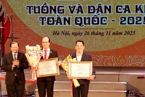 Kết thúc Liên hoan Tuồng và Dân ca kịch toàn quốc 2025: 'Lửa cháy Phiên Ngung' và 'Chìm trong vòng xoáy' đoạt Huy chương vàng