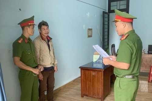 Mâu thuẫn khi chơi cờ ăn tiền, một người bị đánh gãy tay