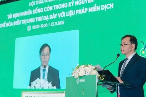 Bước tiến trong điều trị ung thư dạ dày với sinh học phân tử và liệu pháp miễn dịch