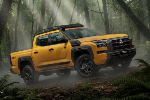Mitsubishi Triton Savana - bán tải địa hình giới hạn 80 chiếc