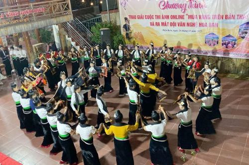 Đội văn nghệ 'Hoa Ban'- góp phần lan tỏa bản sắc văn hóa dân tộc Thái
