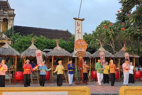 Tạm dừng tổ chức Liên hoan Hô hát Bài chòi khu vực Trung Bộ năm 2025 do thời tiết diễn biến phức tạp