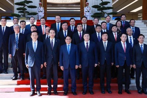 Đẩy nhanh kết nối hạ tầng giao thông giữa Việt Nam và Quảng Tây