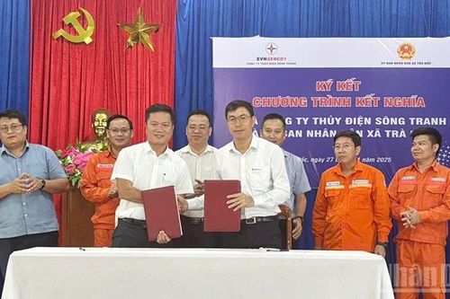Thủy điện Sông Tranh và xã Trà Đốc kết nghĩa, tăng cường hoạt động vì cộng đồng