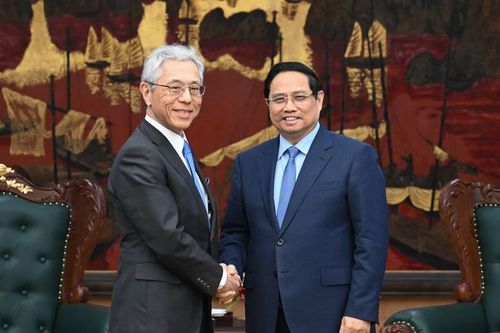 Thủ tướng Phạm Minh Chính tiếp Chủ tịch kiêm Tổng Giám đốc điều hành Tập đoàn Mitsui & Co (Nhật Bản)