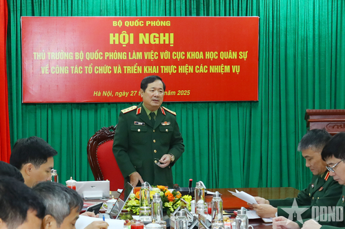 Thượng tướng Lê Huy Vịnh làm việc với Cục Khoa học quân sự (Bộ Quốc phòng)