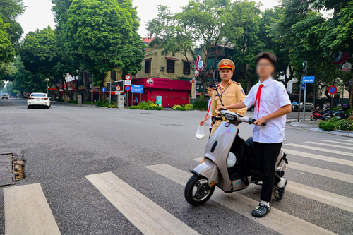 Hà Nội: Hơn 3.000 học sinh vi phạm an toàn giao thông được gửi đến Sở Giáo dục và Đào tạo