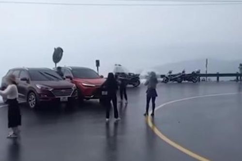 Trêu ngươi!