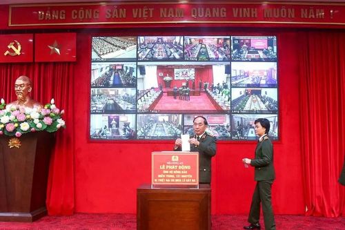 Bộ Công an phát động ủng hộ đồng bào miền Trung, Tây Nguyên