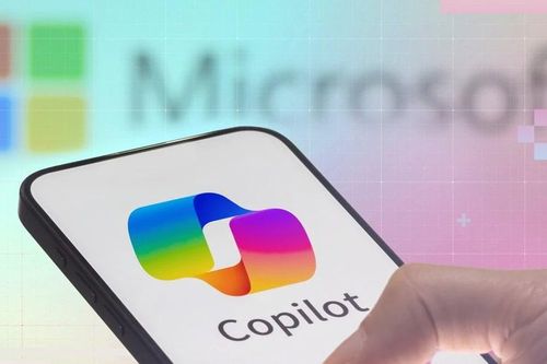 Microsoft Copilot chật vật, khách hàng chuyển sang Gemini