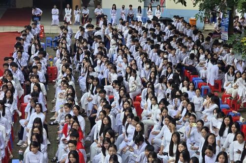 'Chìa khóa' giảm nghèo bền vững từ trường học