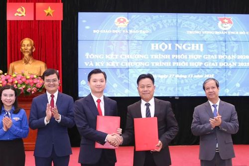 Bộ GD&ĐT và Trung ương Đoàn TNCS Hồ Chí Minh ký kết chương trình phối hợp