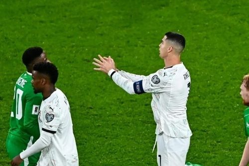 Thiên vị Ronaldo, FIFA đối mặt nguy cơ bị kiện