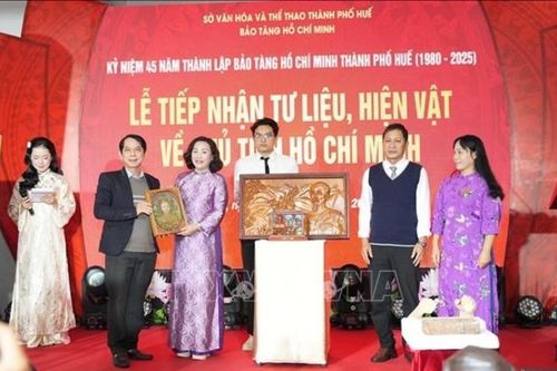 Giới thiệu tới công chúng về những hoạt động cách mạng của Chủ tịch Hồ Chí Minh ở Trung Quốc