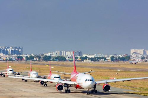 Cổ phiếu một hãng hàng không gây chú ý