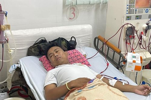 Sau 5 năm chạy thận, chàng trai lại đối mặt với ung thư, gia đình khánh kiệt
